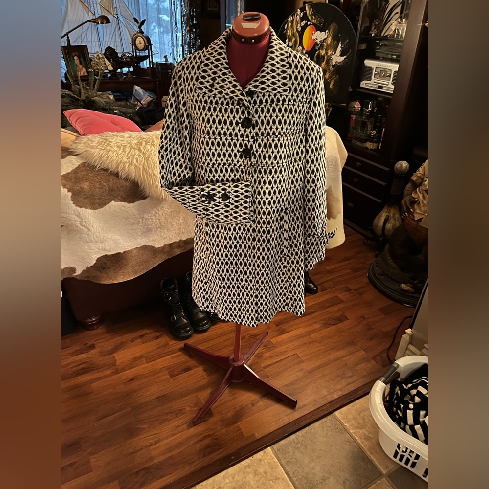 Black and White Patterned Coat